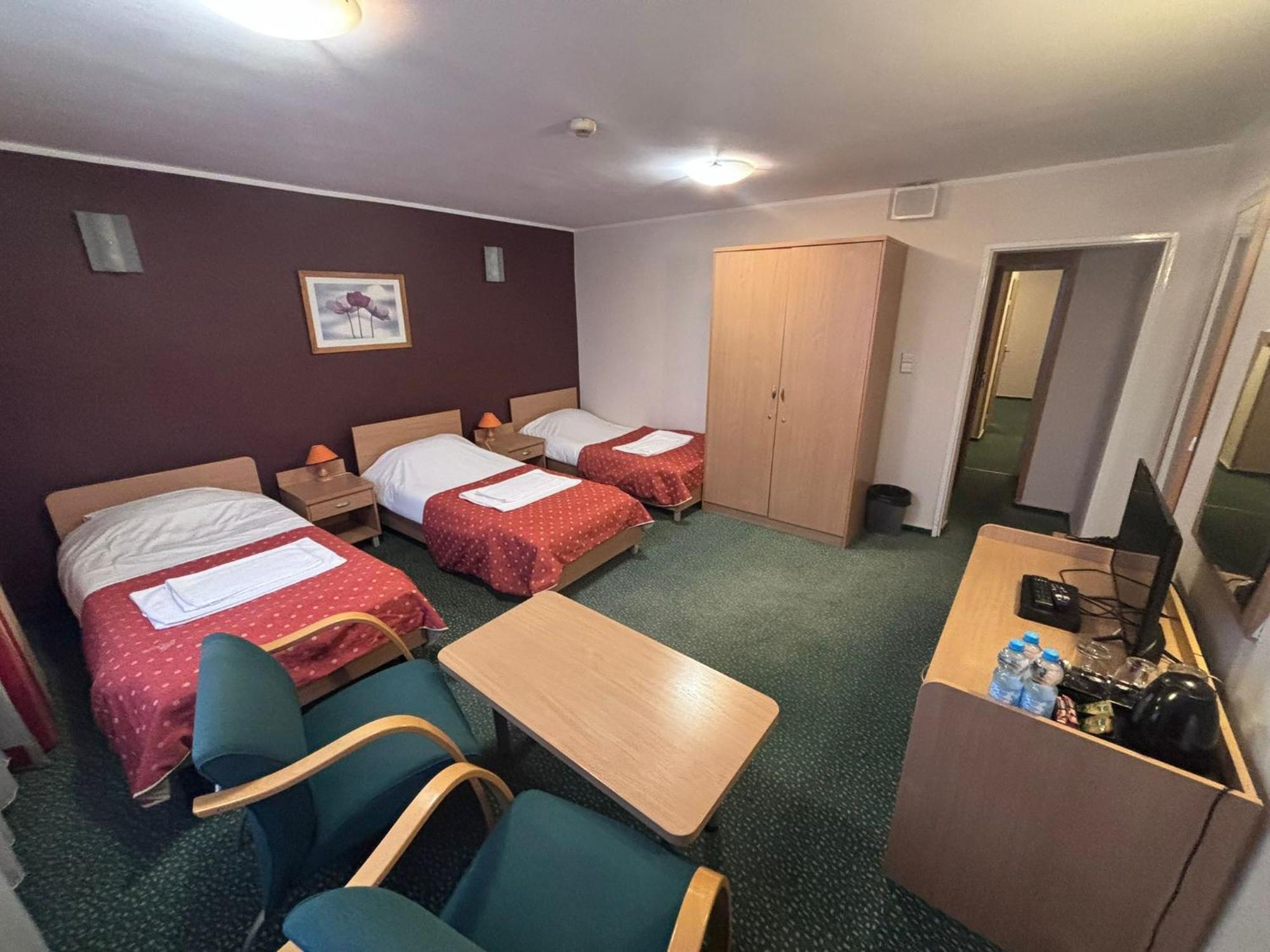 Hotel Wilanow وارسو المظهر الخارجي الصورة